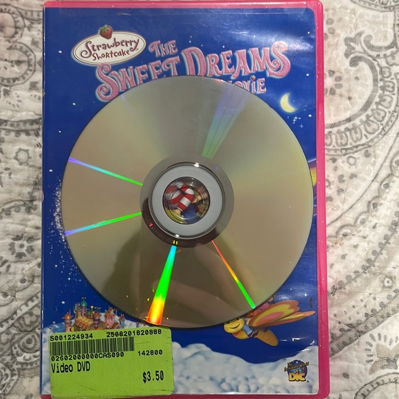 Strawberry shortcake, DVD bundles   ,, DVD ‼️FREE if you add to… - Picture 8 of 8